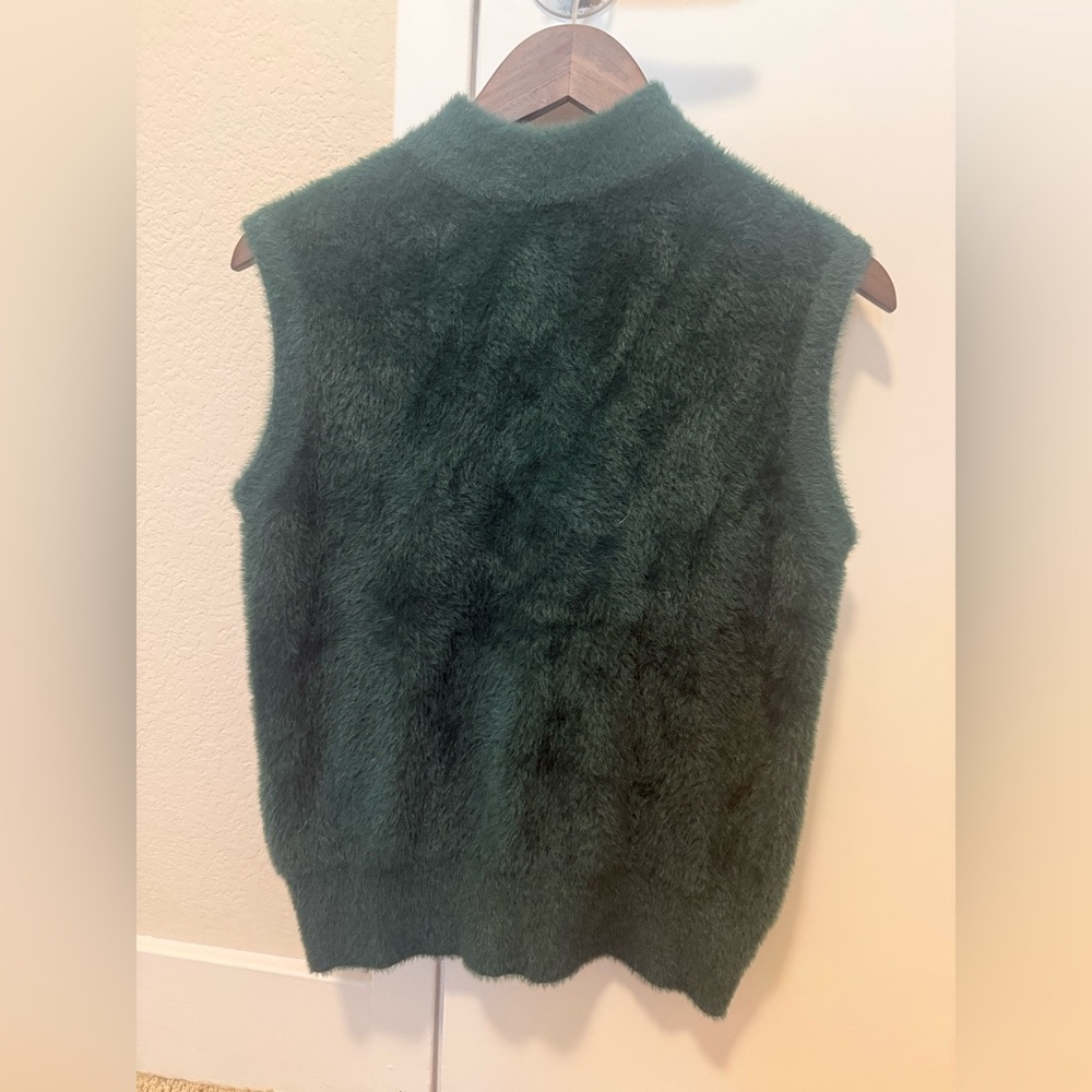 Rachel Zoe green fuzzy fur mock neck sleeveless sweater vest - size small